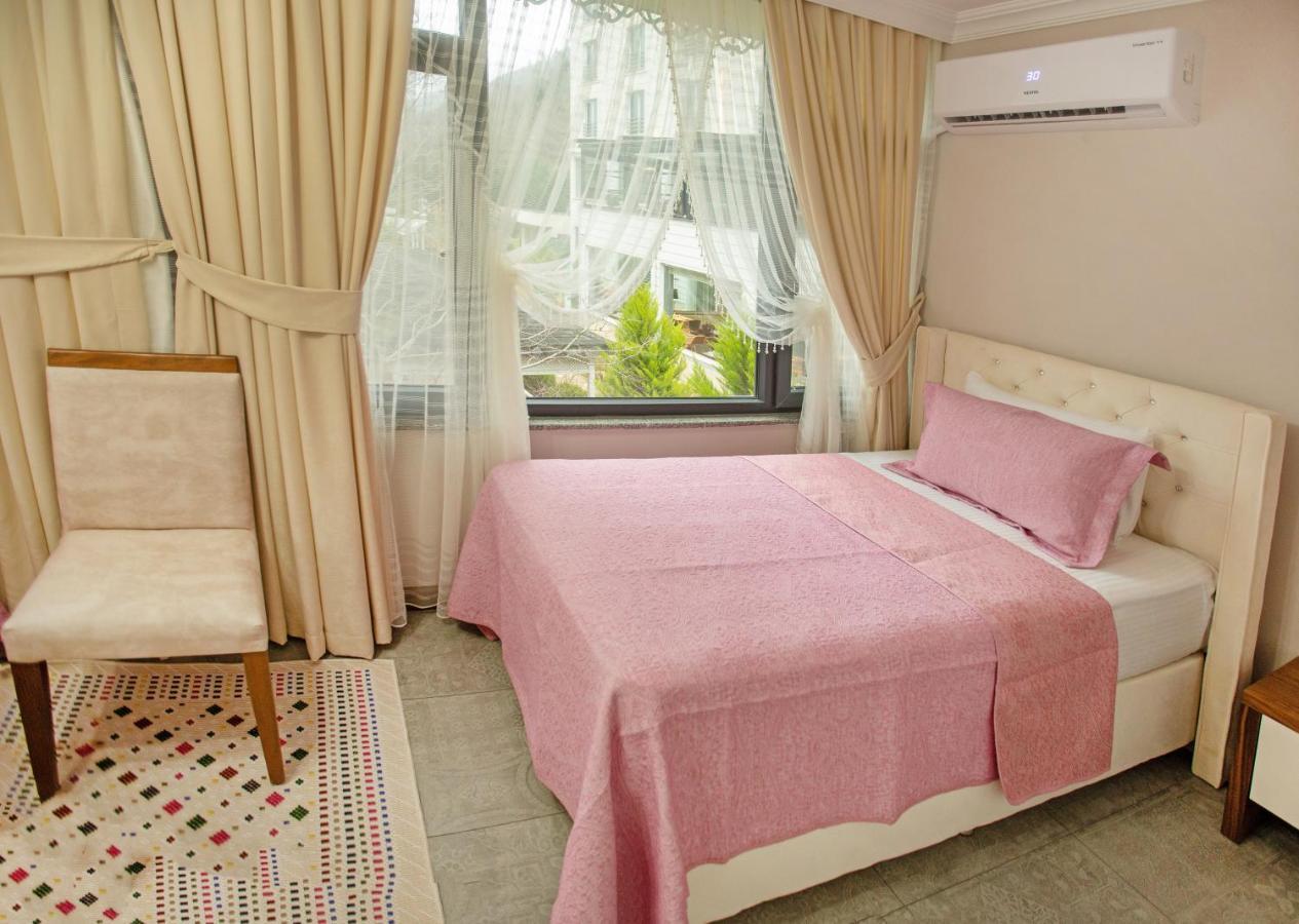 Jolnar Garden Hotel Мачка Экстерьер фото